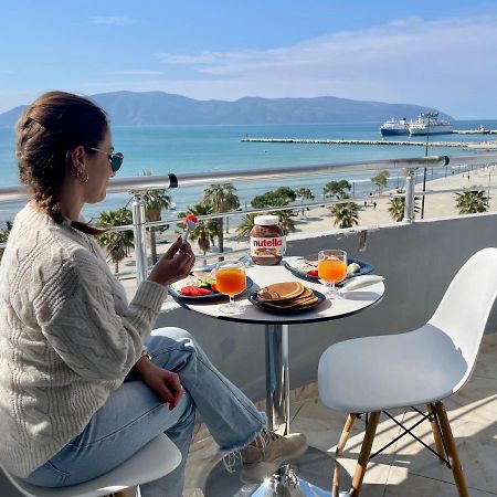 Sea View Apartment Vlore Luaran gambar