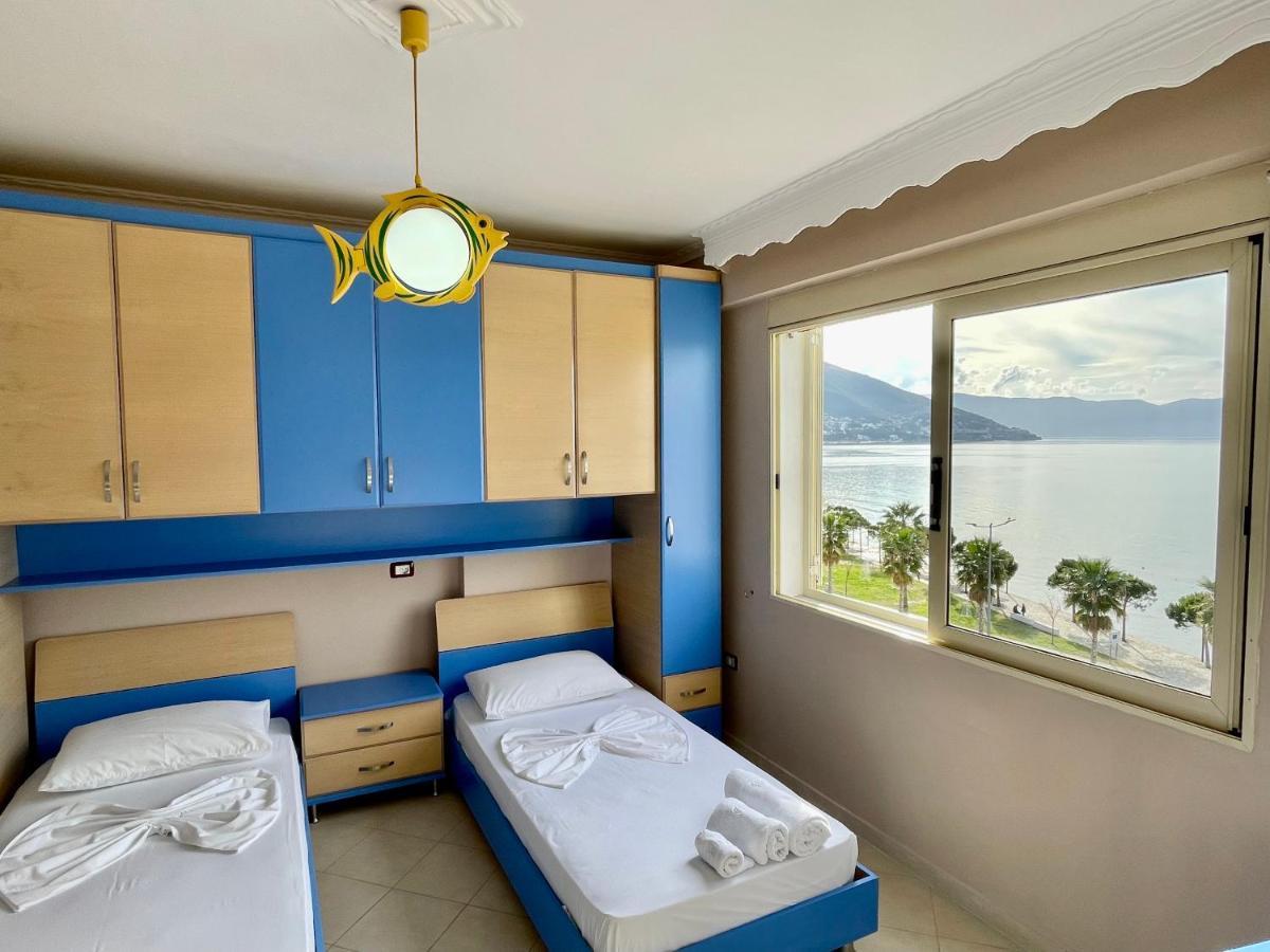 Sea View Apartment Vlore Luaran gambar