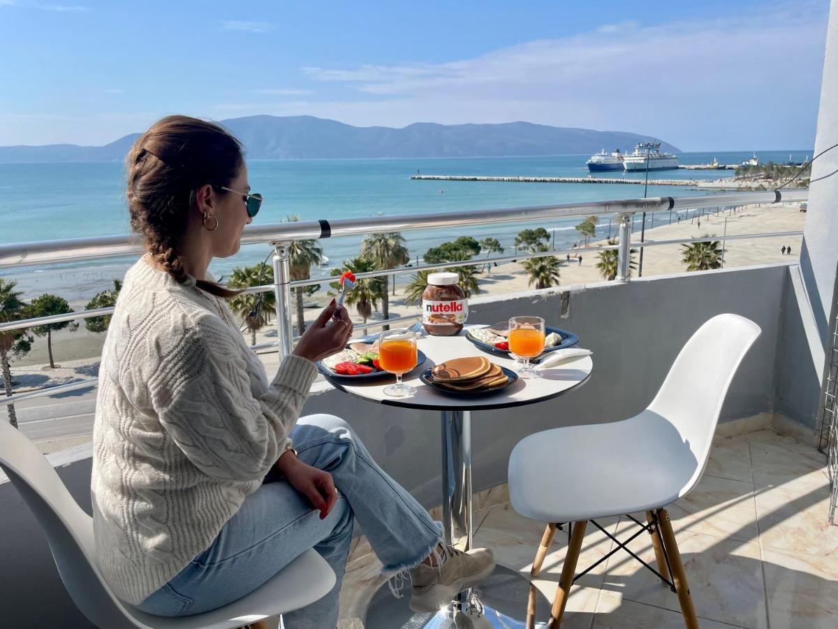 Sea View Apartment Vlore Luaran gambar