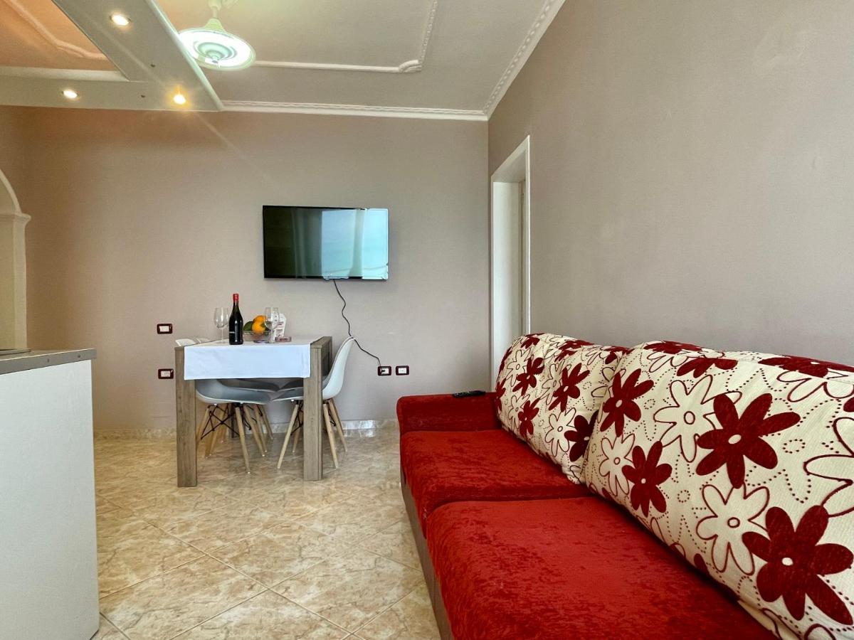 Sea View Apartment Vlore Luaran gambar